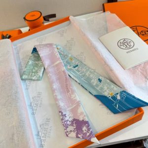 Hermes A l'Ombre des Boulevards Twilly 100% Silk H062910S 05 - Image 17