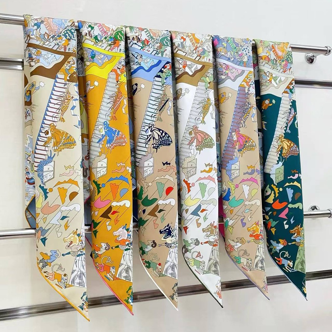 Hermes Academia Hippica Scarf 90 100% Silk H004281S 03 - Image 4