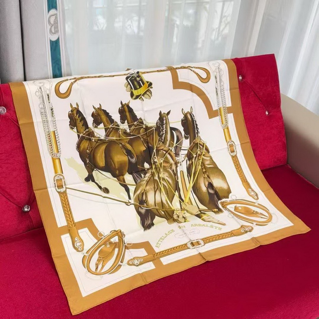 Hermes Attelage en Arbalete Forever Scarf 90 100% Silk H001554S 04 - Image 4