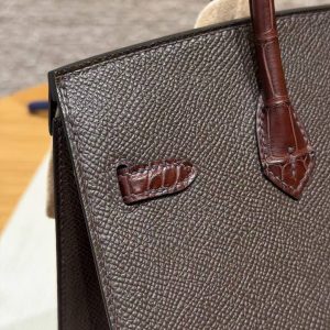 Hermes Birkin Faubourg 20 Bag Handmade In Madame and Alligator Leather Silver Hardware 0G Rouge Sellier 46 Ebene 55 Rouge H - Image 15