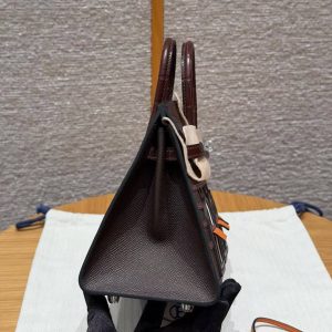 Hermes Birkin Faubourg 20 Bag Handmade In Madame and Alligator Leather Silver Hardware 0G Rouge Sellier 46 Ebene 55 Rouge H - Image 9
