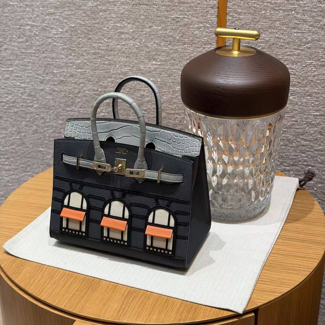 Hermes Birkin Faubourg 20 Bag Handmade In Madame and Alligator Leather Gold Hardware 0L Girs Meyer 0V Gris Ciment H0 Gris Misty - Image 7