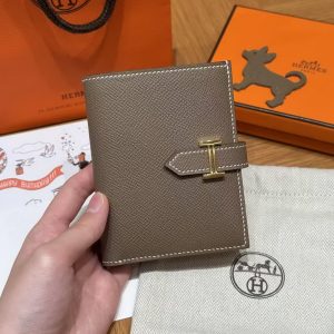 Hermes Bearn Compact Wallet Handmade In Epsom Calfskin Leather Gold Hardware ck18 Etoupe H039790CC18