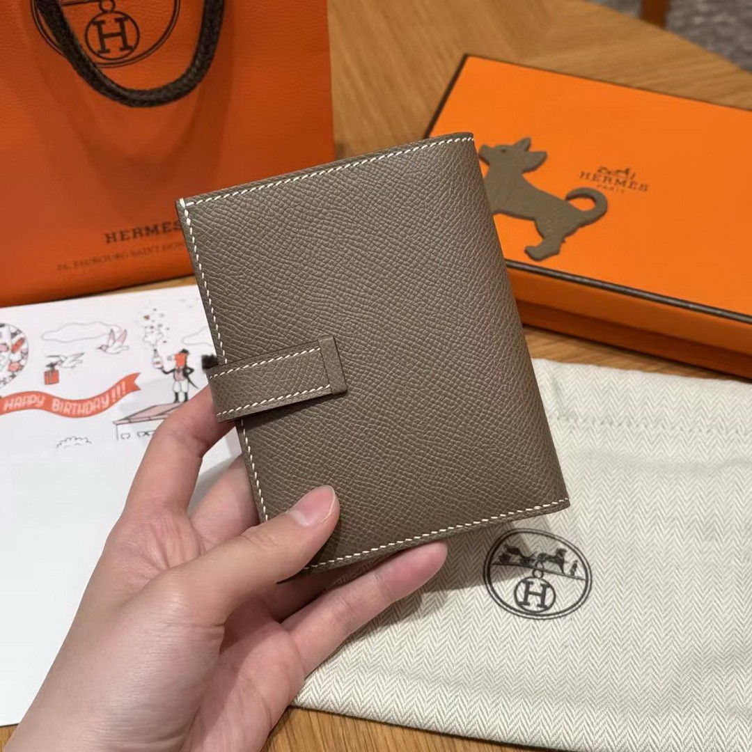 Hermes Bearn Compact Wallet Handmade In Epsom Calfskin Leather Gold Hardware ck18 Etoupe H039790CC18 - Image 10