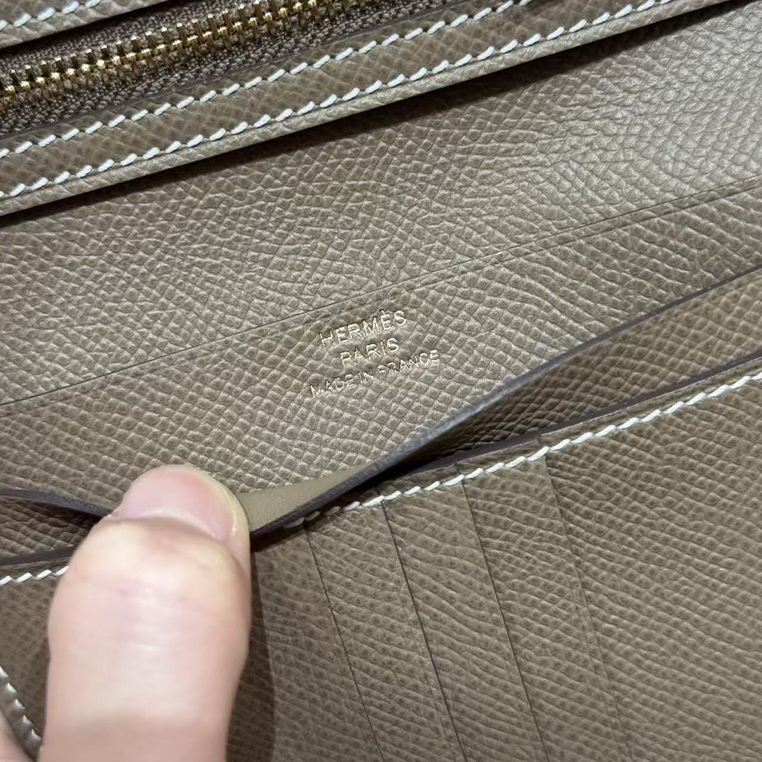 Hermes Bearn Compact Wallet Handmade In Epsom Calfskin Leather Gold Hardware ck18 Etoupe H039790CC18 - Image 4