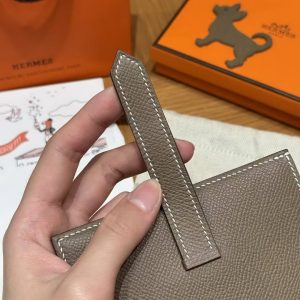 Hermes Bearn Compact Wallet Handmade In Epsom Calfskin Leather Gold Hardware ck18 Etoupe H039790CC18 - Image 3
