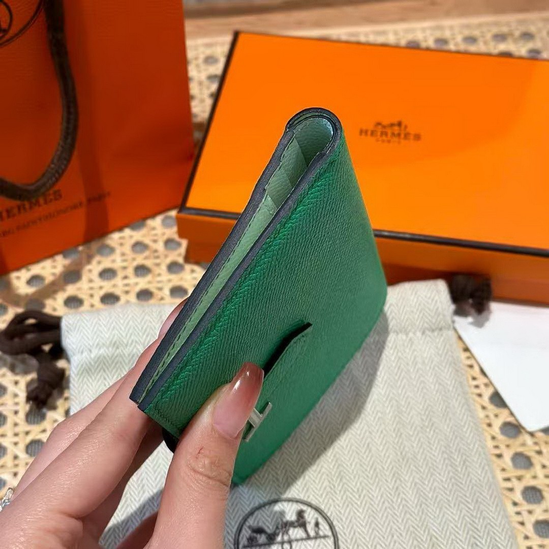 Hermes Bearn Compact Wallet Handmade In Epsom Calfskin Leather Silver Hardware OZ Comics OS Vert Fizz - Image 15