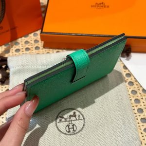 Hermes Bearn Compact Wallet Handmade In Epsom Calfskin Leather Silver Hardware OZ Comics OS Vert Fizz - Image 14
