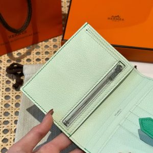 Hermes Bearn Compact Wallet Handmade In Epsom Calfskin Leather Silver Hardware OZ Comics OS Vert Fizz - Image 10
