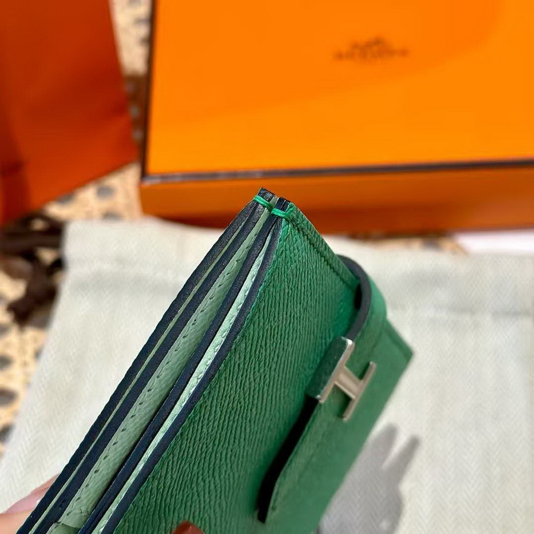 Hermes Bearn Compact Wallet Handmade In Epsom Calfskin Leather Silver Hardware OZ Comics OS Vert Fizz - Image 6