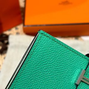 Hermes Bearn Compact Wallet Handmade In Epsom Calfskin Leather Silver Hardware OZ Comics OS Vert Fizz - Image 5