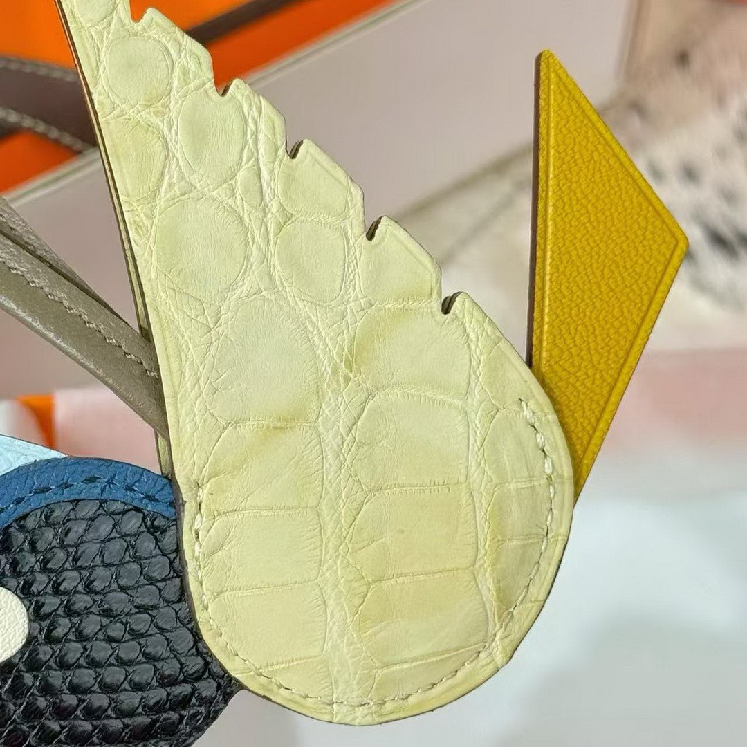 Hermes Birdy Charm Vanille - Jaune Ambre - Noir - Bleu Saphir - Bleu Glacier - Etoupe H083886CKAG - Image 3