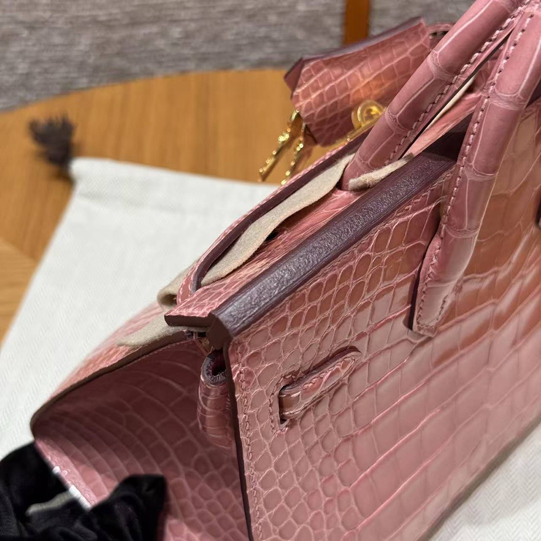 Hermes Birkin 20 Bag 1Q Rose Confetti Handmade In Bright American Alligator Leather Gold Hardware - Image 17