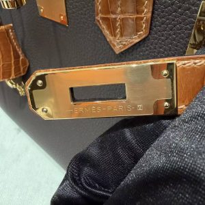 Hermes Birkin 30 Bag Handmade In Togo Calfskin Leather Niloticus Crocodile Leather Gold Hardware 47 Chocolate 33 Miel - Image 16