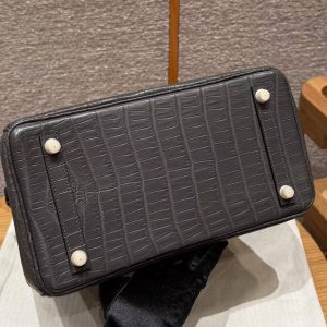 Hermes Birkin 30 Bag Handmade In Porosus Crocodile Leather From France Gold Hardware 88 Graphite - Image 24