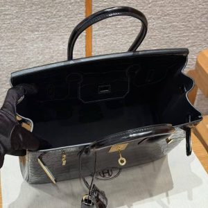 Hermes Birkin 30 Bag Handmade In Niloticus Crocodile Leather from Nile Gold Hardware 89 Noir - Image 21