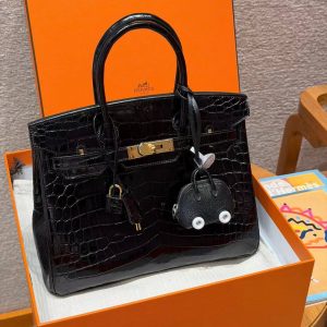 Hermes Birkin 30 Bag Handmade In Niloticus Crocodile Leather from Nile Gold Hardware 89 Noir - Image 17