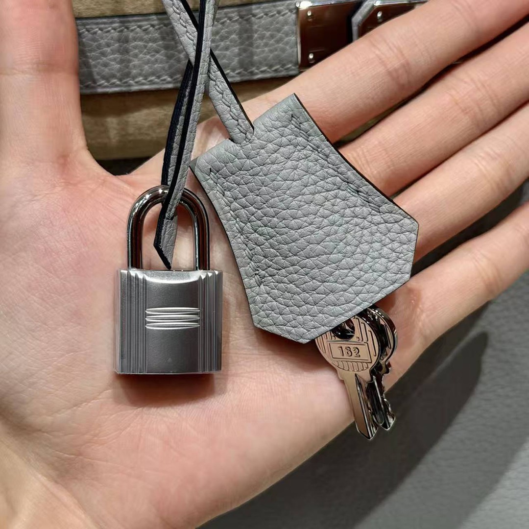 Hermes Birkin 30 Bag Handmade In Togo Calfskin Leather Silver Hardware 8U Blue Glacier - Image 3
