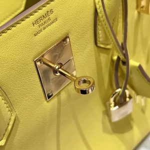 Hermes Birkin 30 Bag Handmade In Swift Calfskin Leather Gold Hardware 9R Lime - Image 9