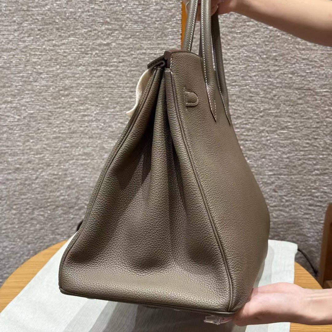 Hermes Birkin 40 Bag Handmade In Togo Calfskin Leather Gold Hardware 18 Etoupe - Image 18