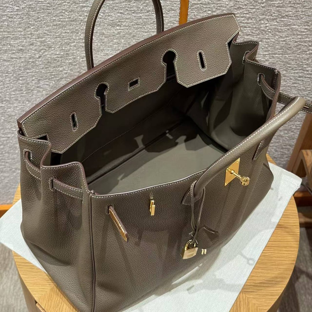 Hermes Birkin 40 Bag Handmade In Togo Calfskin Leather Gold Hardware 18 Etoupe - Image 16
