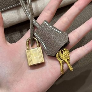 Hermes Birkin 40 Bag Handmade In Togo Calfskin Leather Gold Hardware 18 Etoupe - Image 6