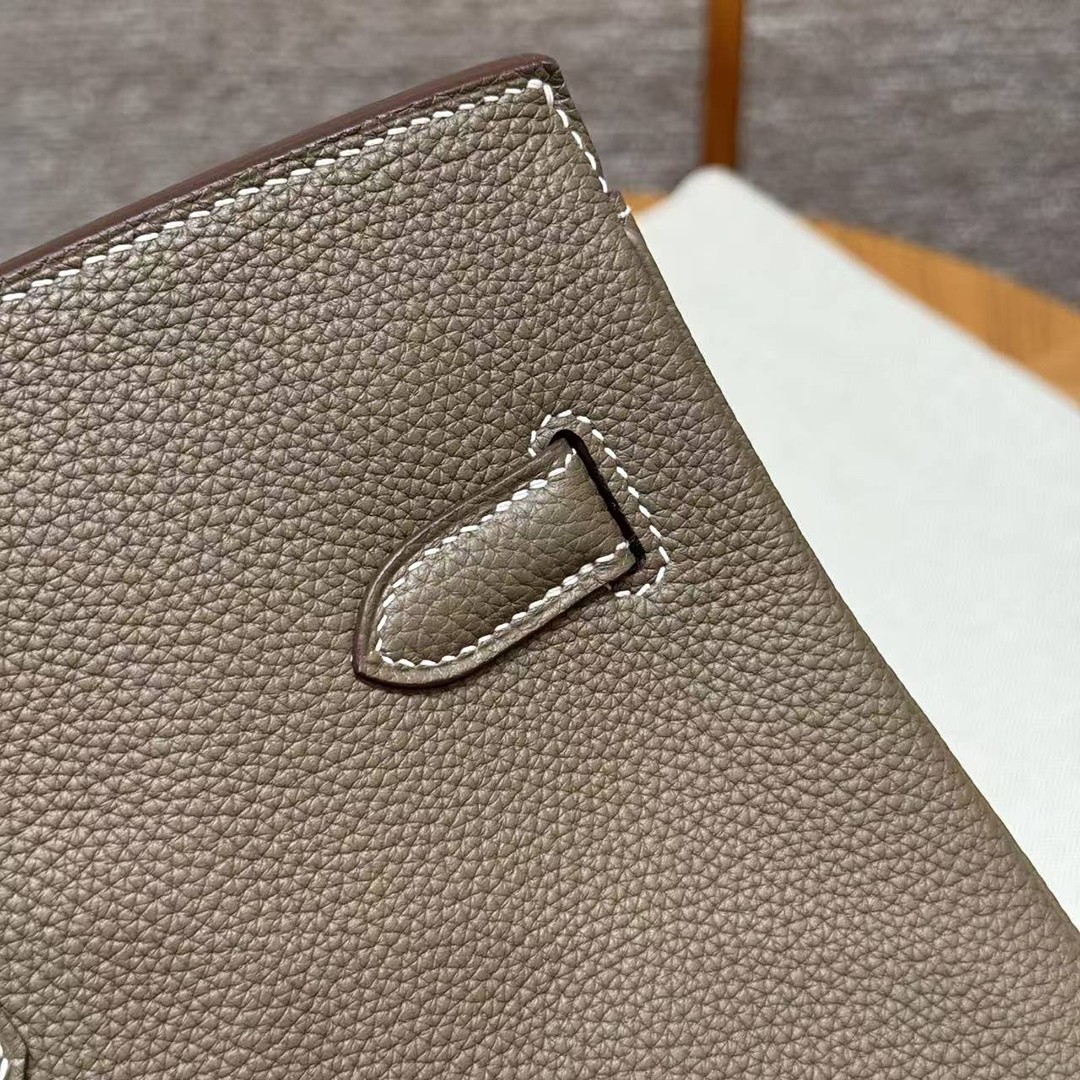 Hermes Birkin 40 Bag Handmade In Togo Calfskin Leather Gold Hardware 18 Etoupe - Image 4