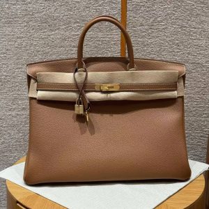 Hermes Birkin 40 Bag Handmade In Togo Calfskin Leather Gold Hardware 37 Gold