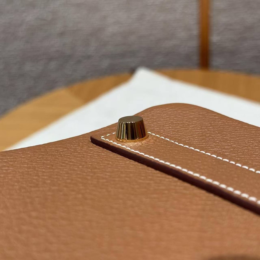 Hermes Birkin 40 Bag Handmade In Togo Calfskin Leather Gold Hardware 37 Gold - Image 4