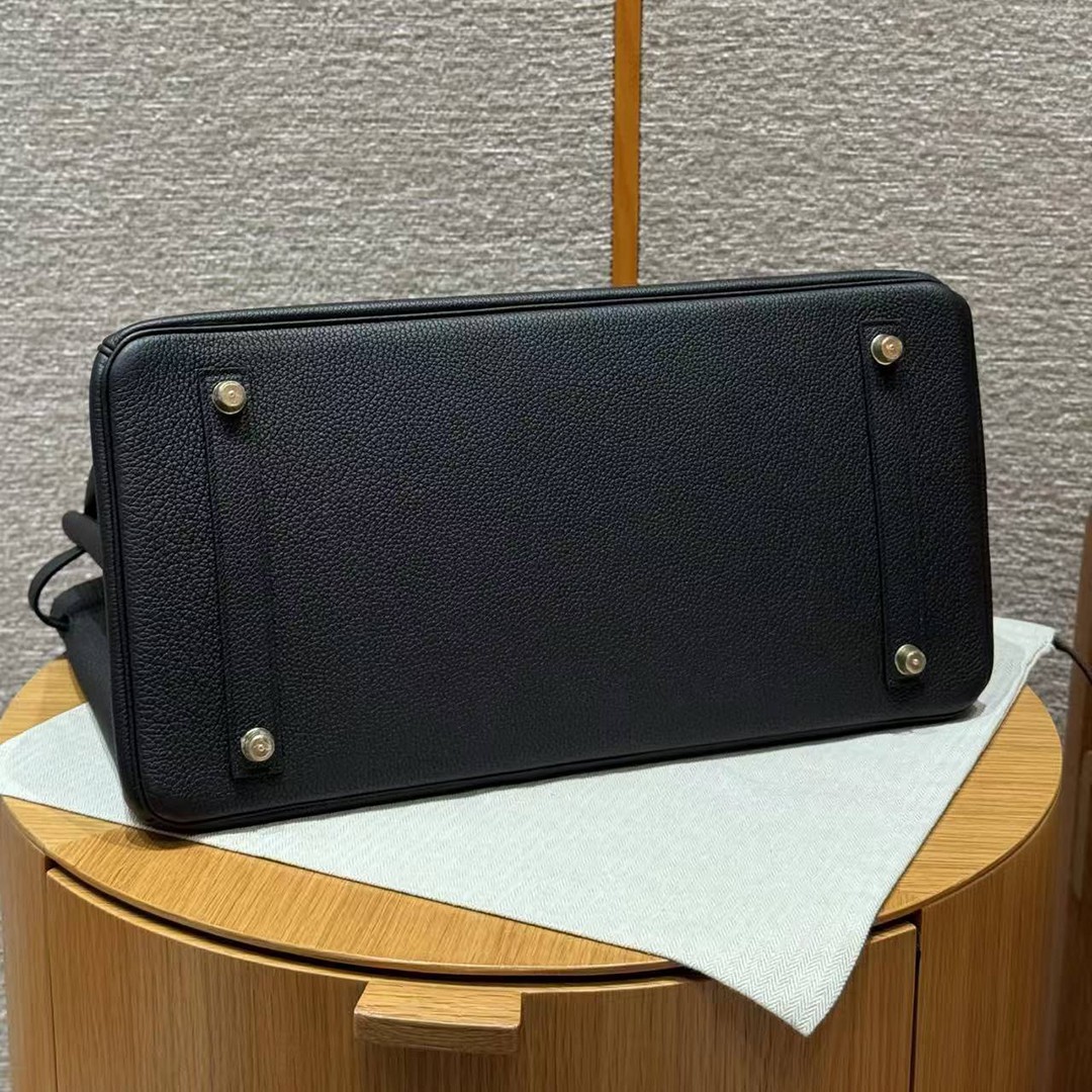 Hermes Birkin 40 Bag Handmade In Togo Calfskin Leather Gold Hardware Noir - Image 18