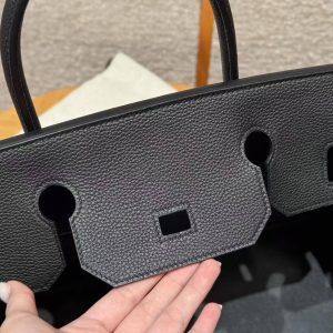Hermes Birkin 40 Bag Handmade In Togo Calfskin Leather Gold Hardware Noir - Image 9