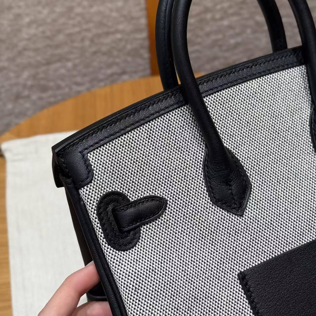 Hermes Birkin Cargo 25 Bag Handmade In Swift Calfskin Leather And Canvas Silver Hardware Ecru Noir - Image 4