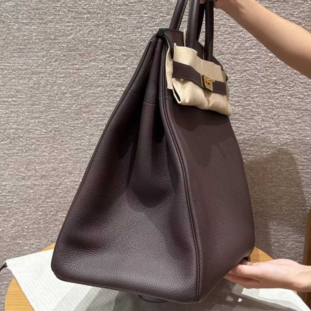 Hermes Birkin Hac 40 Bag Handmade In Togo Calfskin Leather Gold Hardware 47 Chocolat - Image 11