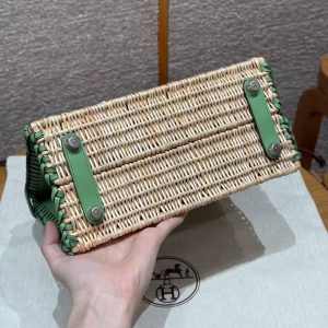 Hermes Birkin Picnic 25 Bag Handmade In Swift Calfskin Leather Silver Hardware 3i Vert Criquet - Image 15