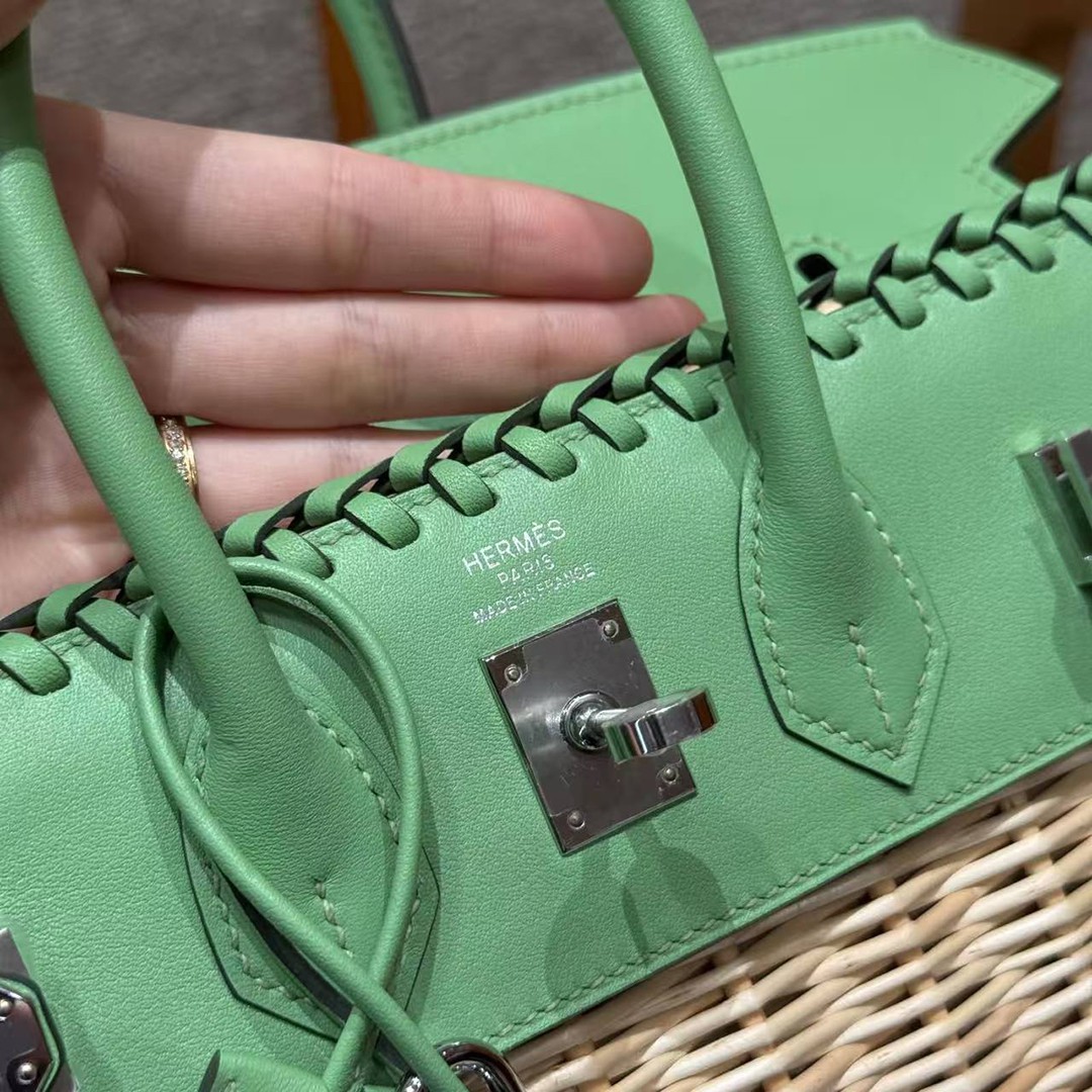 Hermes Birkin Picnic 25 Bag Handmade In Swift Calfskin Leather Silver Hardware 3i Vert Criquet - Image 13