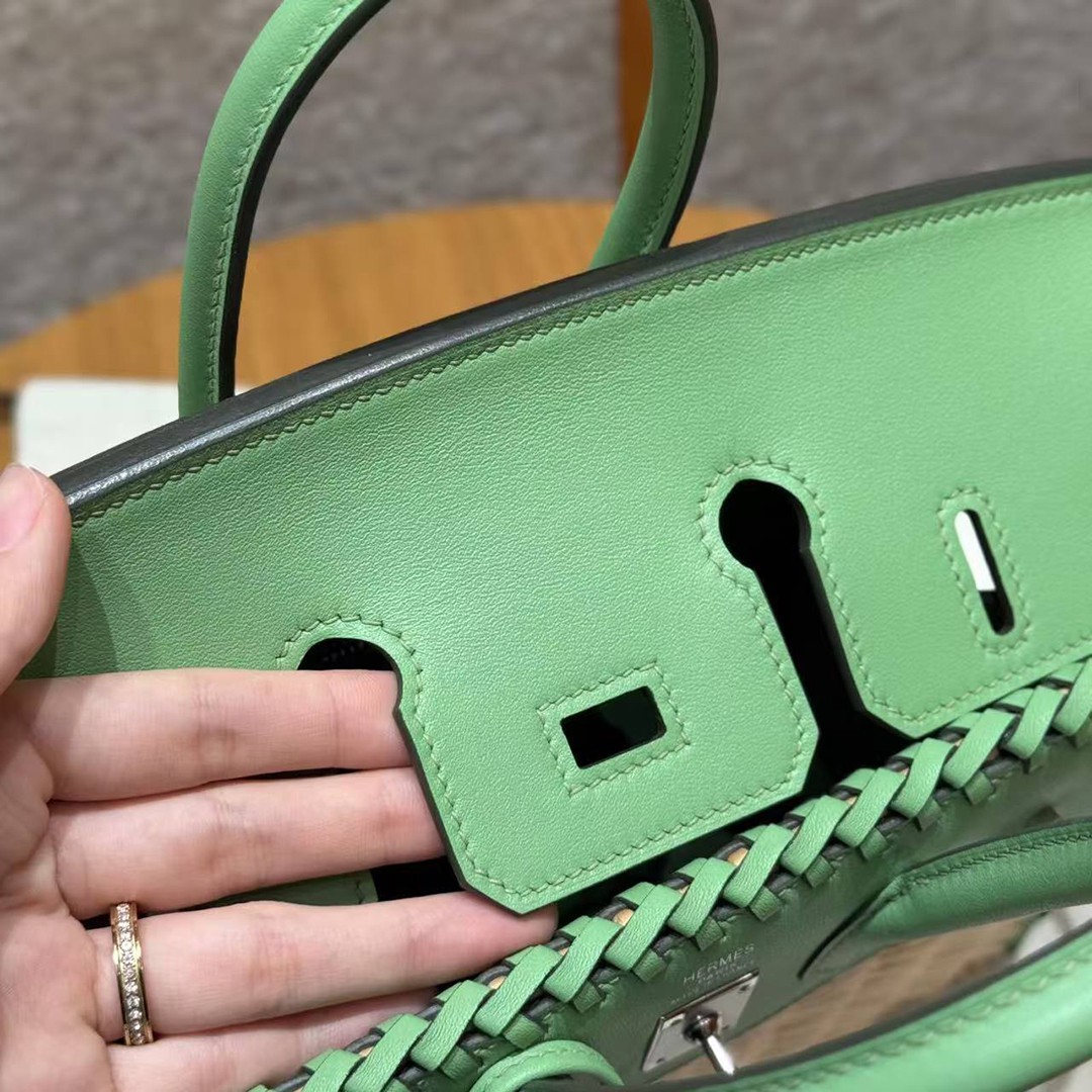Hermes Birkin Picnic 25 Bag Handmade In Swift Calfskin Leather Silver Hardware 3i Vert Criquet - Image 4