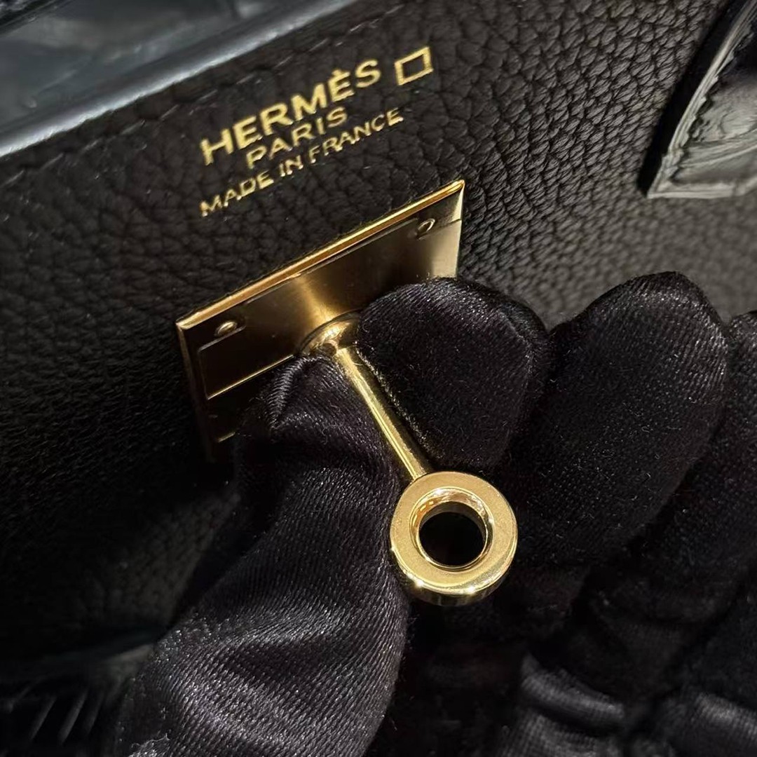 Hermes Birkin Touch 30 Bag Handmade In Togo Calfskin Leather And Matte Alligator Leather Gold Hardware 89 Noir - Image 7
