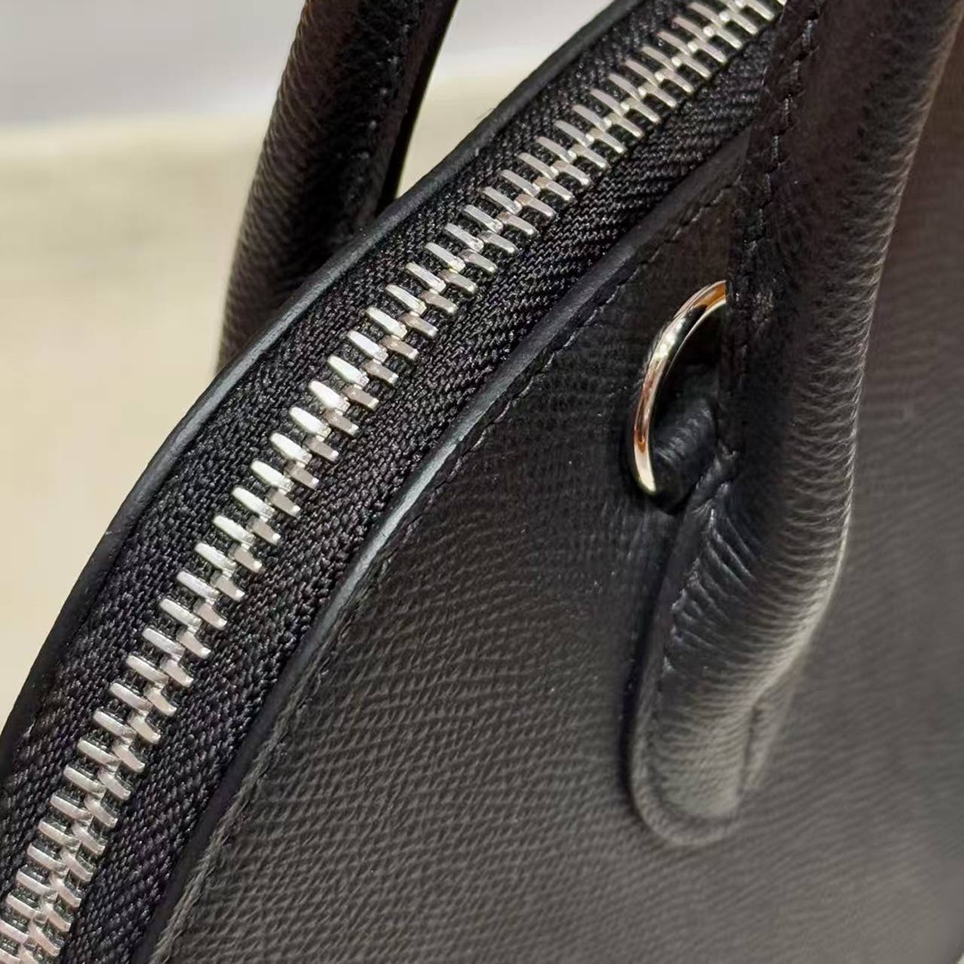 Hermes Bolide 1923 25 Bag Handmade In Epsom Calfskin Leather Silver Hardware 89 Noir - Image 4
