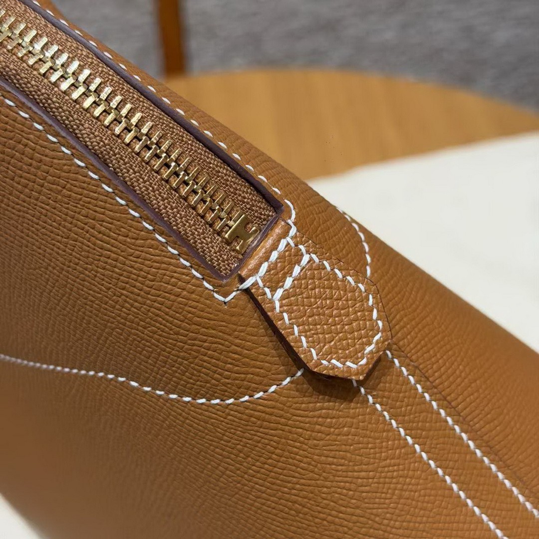 Hermes Bolide 27 Bag Handmade In Epsom Calfskin Leather Gold Hardware 37 Gold - Image 10