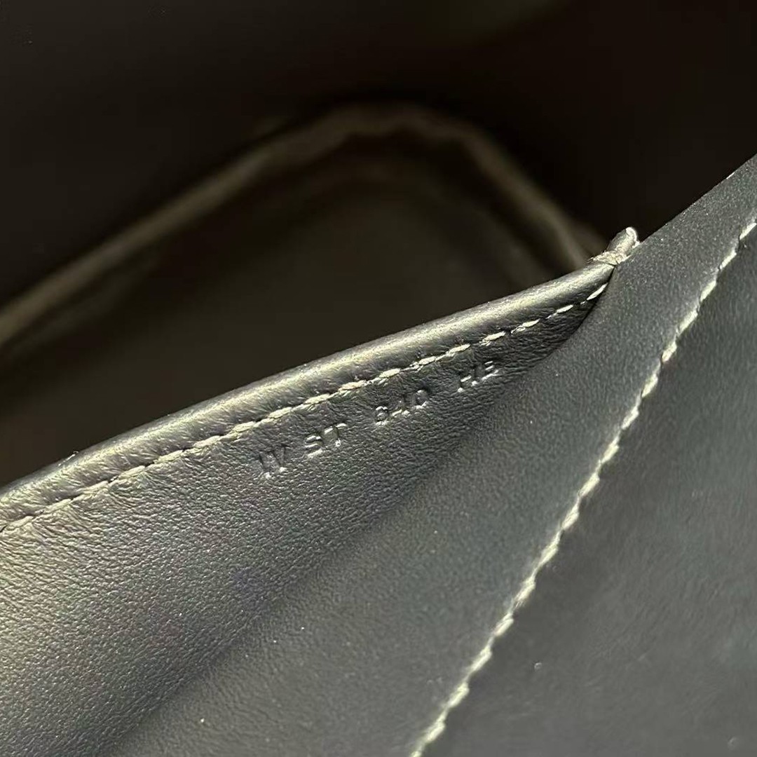 Hermes Bolide 27 Bag Handmade In Epsom Calfskin Leather Silver Hardware 2z Blue Nuit - Image 8