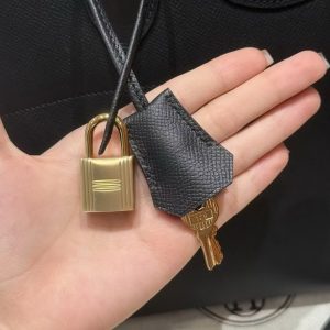 Hermes Bolide 31 Bag Handmade In Epsom Calfskin Leather Gold Hardware 89 Noir - Image 4