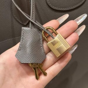 Hermes Bolide 31 Bag Handmade In Epsom Calfskin Leather Gold Hardware 8F Gris Etain - Image 12