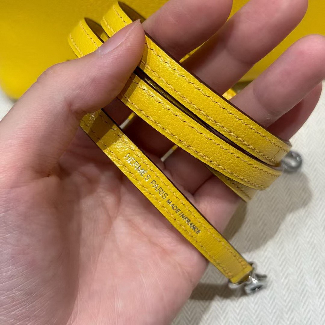 Hermes Bolide Mini 18 Bag Handmade In Chèvre Calfskin Leather Silver Hardware 9O Jaune Naples - Image 7