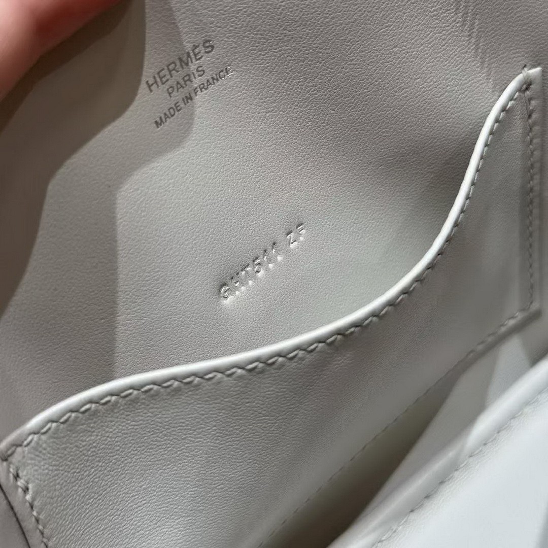 Hermes Bolide Mini 18 Bag Handmade In Chèvre Goatskin Leather Silver Hardware 80 Girs Perle - Image 13