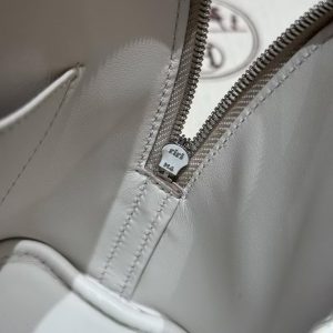 Hermes Bolide Mini 18 Bag Handmade In Chèvre Goatskin Leather Silver Hardware 80 Girs Perle - Image 12