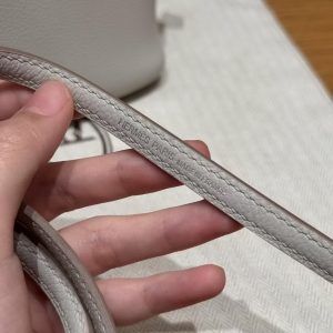 Hermes Bolide Mini 18 Bag Handmade In Chèvre Goatskin Leather Silver Hardware 80 Girs Perle - Image 3