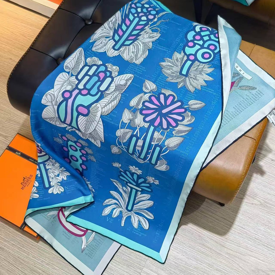 Hermes Botanica Grafica Double Face Scarf 90 100% Silk H903852S 01 - Image 8