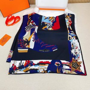Hermes Bottes Story Scarf 90 100% Silk H004203S 01 - Image 5