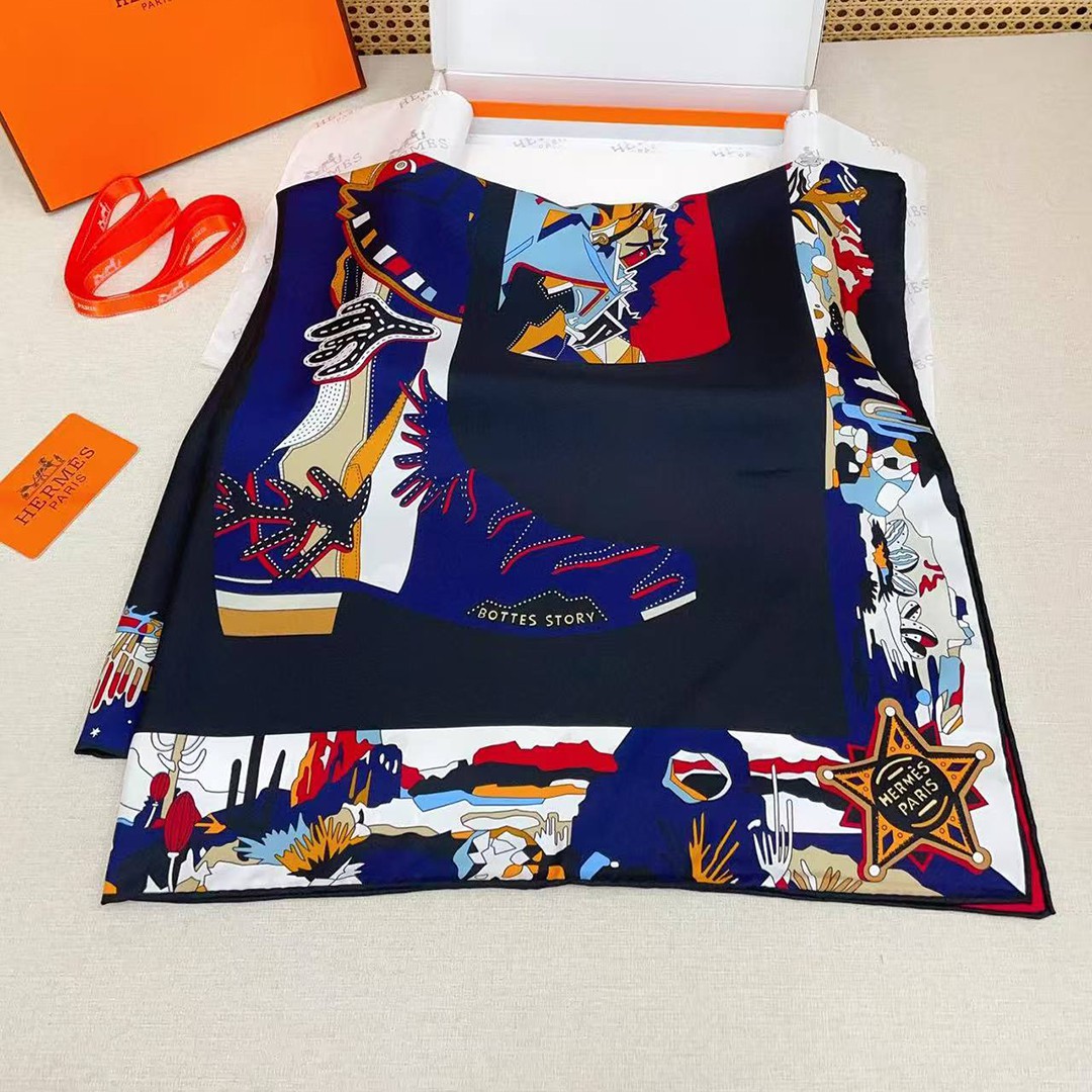 Hermes Bottes Story Scarf 90 100% Silk H004203S 01 - Image 5