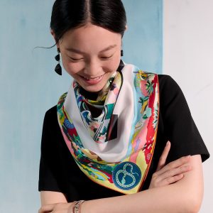 Hermes Bottes Story Scarf 90 100% Silk H004203S 01 - Image 3